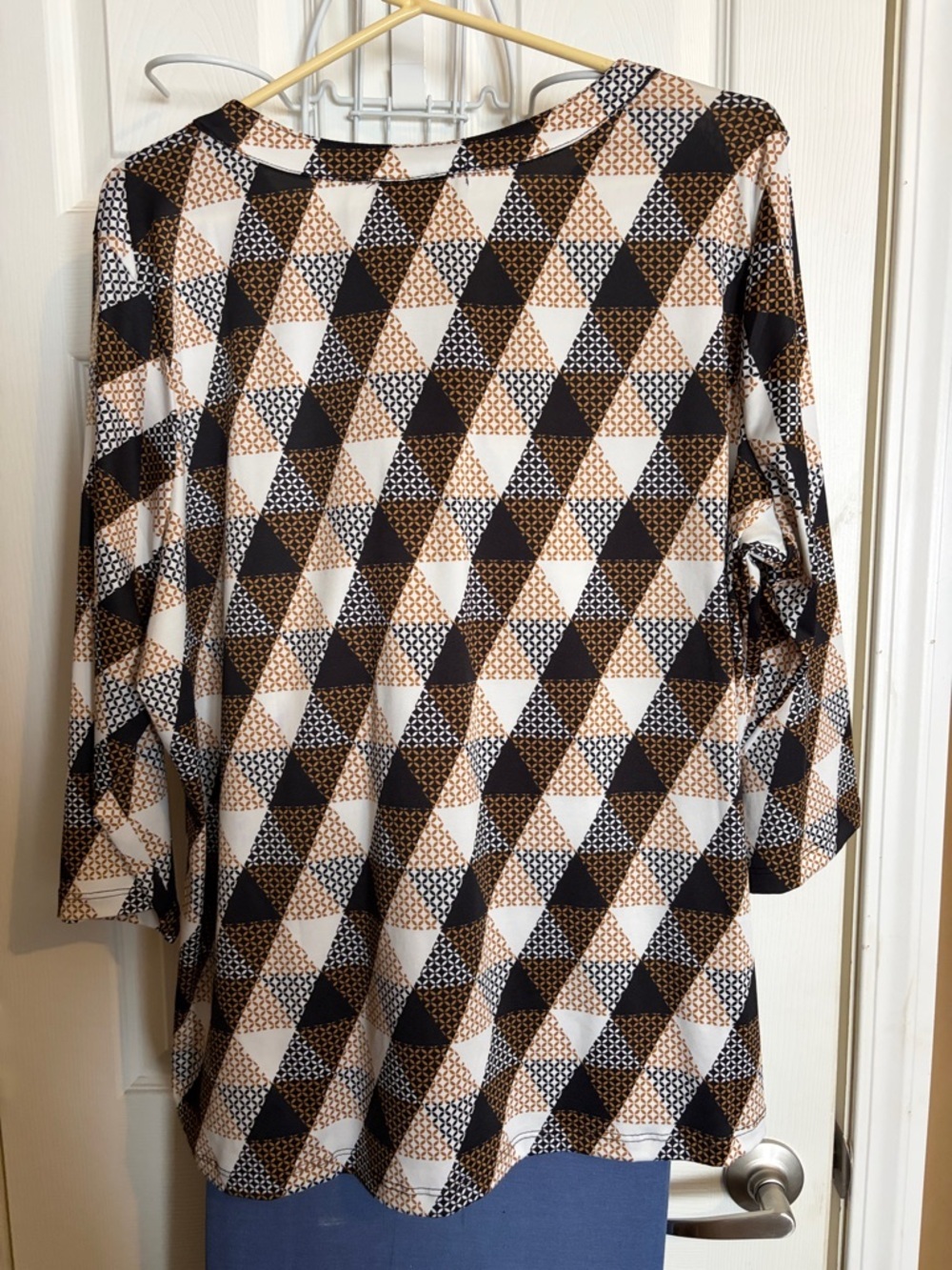 Davina Geo-Print Long Sleeve Top in Black, Cream & Brown by Charter Club - Picture 4 of 5